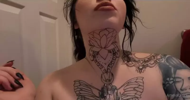Video by amiliaonyxx published on April 01, 2024 04:32:53