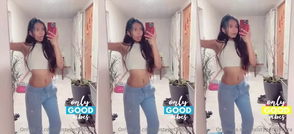 Video by bustypetitemyra published on May 11, 2024 18:54:35